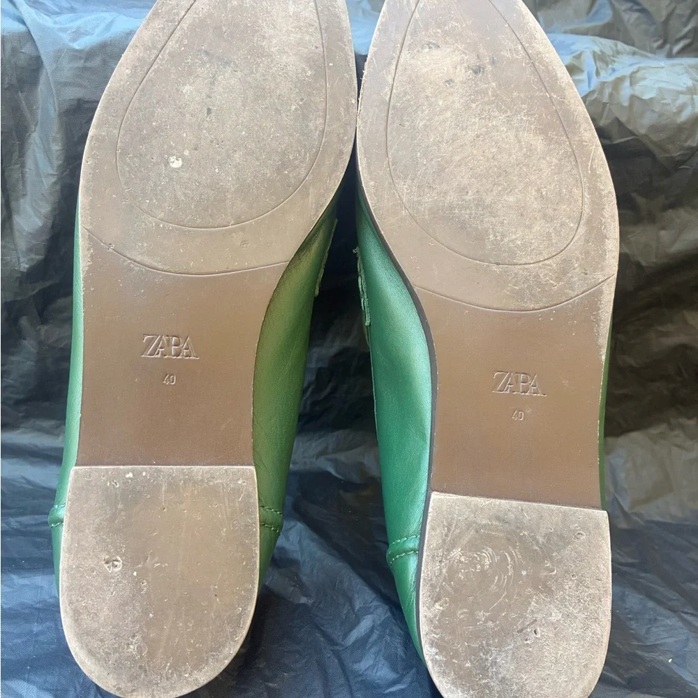 Zara Green Leather Loafers with Gold Horsebit - Picture 3 of 4